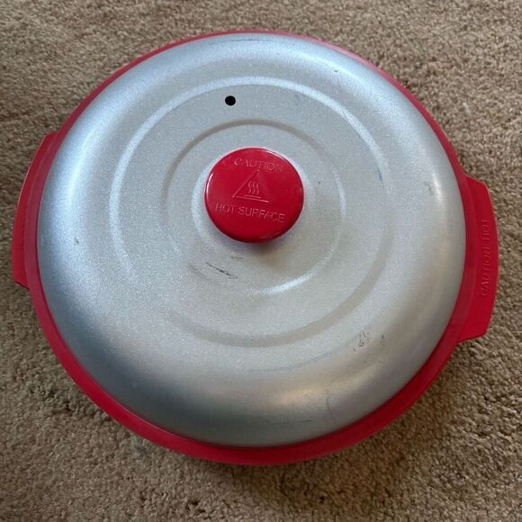 Reheatza Round Microwave With Lid - Picture 1 of 7